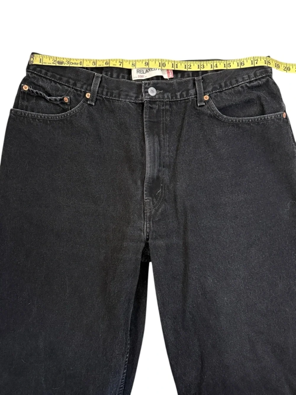 Vintage 2006 Levi’s 550 Relaxed Fit Black Jeans 40x32 Fits 36x30 Y2K Dad Denim